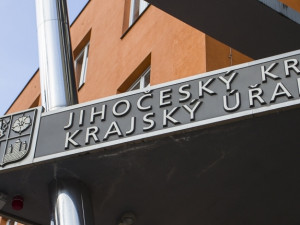 Jihočeský kraj očekává propad v příjmech téměř miliardu korun