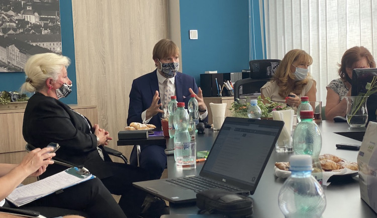 Počet pracovníků krajských hygienických stanic vzroste o 140