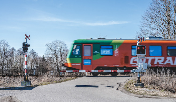 Zájem o šumavské lokálky stoupl víc než o pětinu