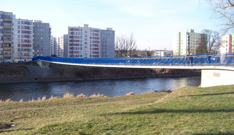 Písek otevřel po půl roce lávku, je bezpečná