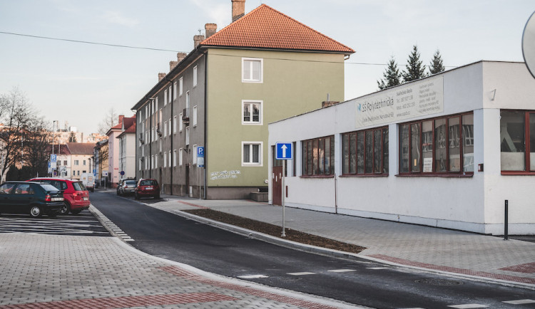 Rekonstrukce Nerudovky pokračuje. Práce na dalším úseku začnou tento týden