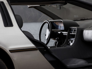 V Muzeu veteránů v Nové Bystřici vystavují unikátní DeLorean DMC-12. Letos nejspíš naposled