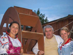 Zoo Hluboká opět chystá Večerní pohádkovou zoo. Šípková Růženka, lesní víly nebo loupežníci