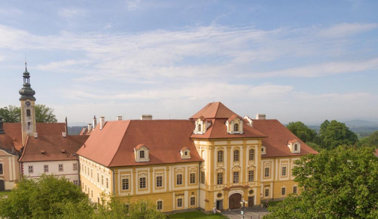 Od půlky srpna budou v borovanském klášteře k vidění Poklady z diecéze