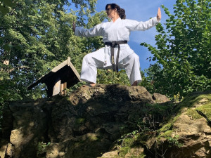Damai di Hati: Jsme oddíl tradičního karate a taichi. Uchopte s námi sílu svého těla a získejte vnitřní mír