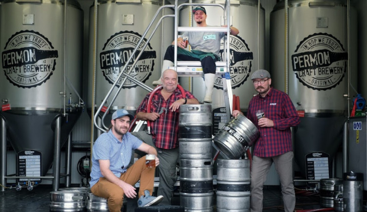 Když je zle, musí se člověk více snažit a ne lomit rukama, říká ředitel pivovaru Permon Michal Sás. Foto: Hynek Glos