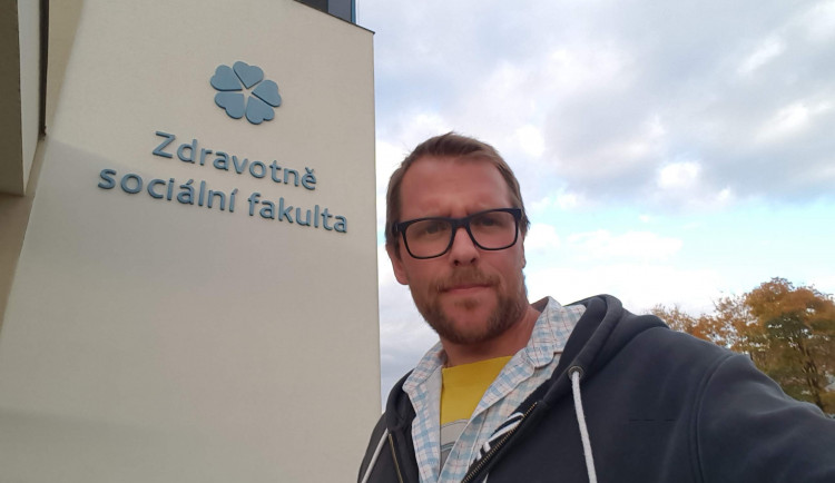 (NE)OBYČEJNÍ: Měl jsem jen dvě možnosti. Život nebo smrt, říká Marek Landa. Abstinuje už šest let a pomáhá i ostatním