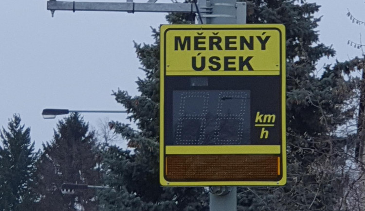 Nejen trestat, ale také vychovávat. Prachatice si chválí inteligentní radary