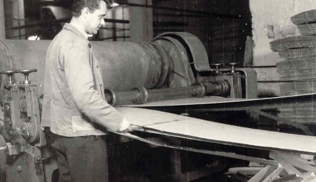 V areálu bývalých budějovických papíren vyrábí obaly z vlnité lepenky. Na tradici navazuje už osm let společnost Mondi Bupak.