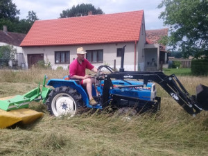 Jihočech Dalibor Uhlíř vede s Václavem Klausem ml. Hnutí Trikolóra. Konzervativní hodnoty, tradice a zdravý selský rozum, to jsou jeho hlavní pilíře