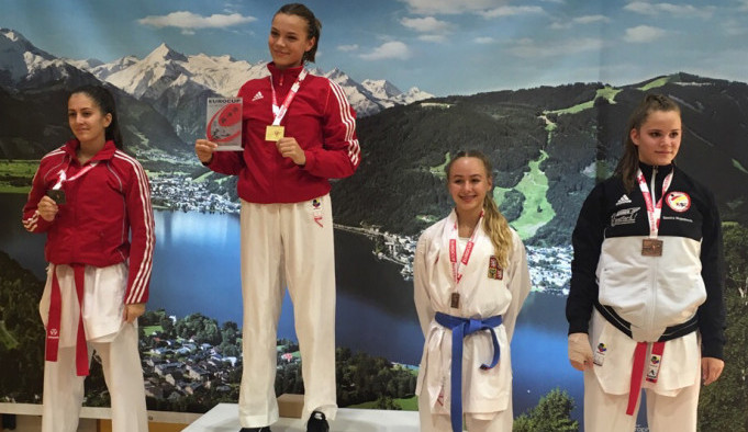Závodníci TJ Karate České Budějovice zaváleli v Rakousku! V disciplíně Kumite obsadili druhé místo