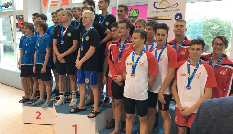 Budějčtí plavci slaví úspěch. Na Mistrovství České republiky družstev získali třetí místo