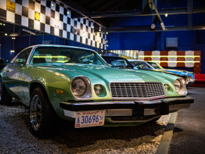 Muzeu veteránů v Nové Bystřici nabídne Ford Mustang Sportsroof z roku 1971 nebo první generace Chevroletu