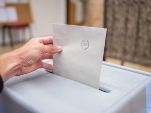 VOLBY 2020: Volit budou na jihu Čech i klienti domovů pro seniory v karanténě