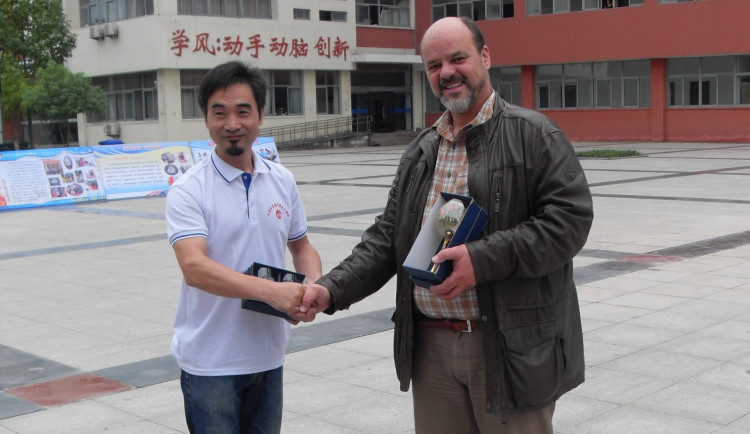 OA, SOŠ a SOU v Třeboni: Chcete se stát sklářem? Nebo třeba opravářem zemědělských strojů? Přijďte se k nám podívat