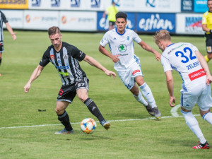 Dynamo stáhlo náskok Boleslavi a má bod