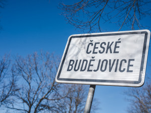 Nechceme škrtit investice, říká primátor Svoboda. Město uvažuje o zapojení rezerv a zvýšení úvěru