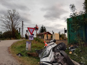 Další střet na železničním přejezdu. Řidič nejspíš nerespektoval výstražné zařízení.