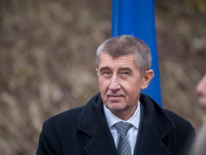 Pokud nebudou lidé dodržovat pravidla, hrozí lockdown, řekl Babiš s Prymulou