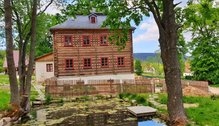 TIP NA VÝLET: Vydejte se objevovat tajemství jizerskohorského léčitele ke Kittelovu domu