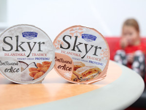 Islandská tradice v českých domovech. SKYR Bohušovické mlékárny zasytí, potěší a osladí vám den. A venku má novou zimní edici