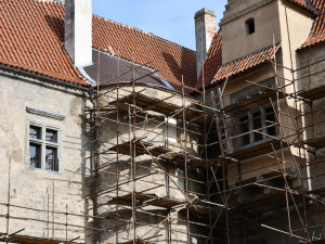 Rekonstrukce strakonického hradu finišuje. Hotovo má být v prosinci
