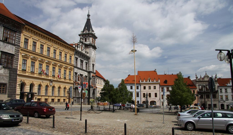 Prachatice zaplatí polovinu nájmu podnikatelům, kteří museli zavřít