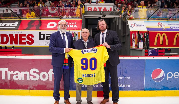 Moje kariéra začala na rybníku, říká bývalý hokejový kapitán Zdeněk Kaucký