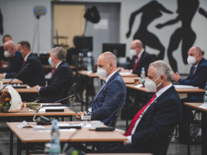 Ustavující zastupitelstvo se konalo na výstavišti v pavilonu T1.