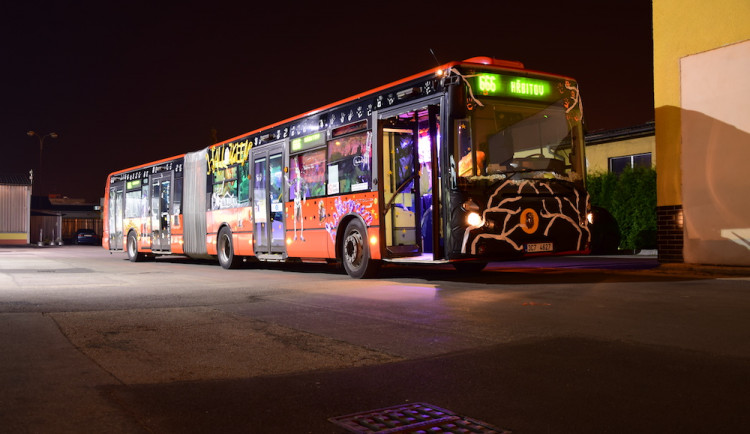 Soutěžte s Dopravním podnikem o fitness náramek Fitbit a mnoho dalších cen. Zapojit se mohou děti i dospělí