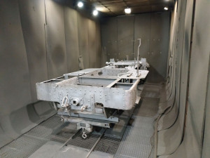 Na jihu Čech opravili jednu z nejstarších parních lokomotiv v Česku. Rozebraná byla na tisíce kousků