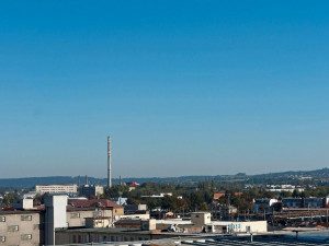 Z výtopny Vráto zůstane jen komín. Nejvyšší stavba ve městě bude sloužit čisté energii