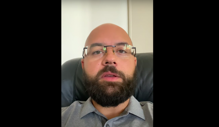 Štefan Ďurina, který zastupuje nebo zastupoval jak společnost Turbado tak TEUMT.