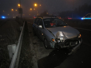 Nepochopitelný manévr na okraji Budějc. Řidič se na frekventovaném tahu začal otáčet do protisměru.
