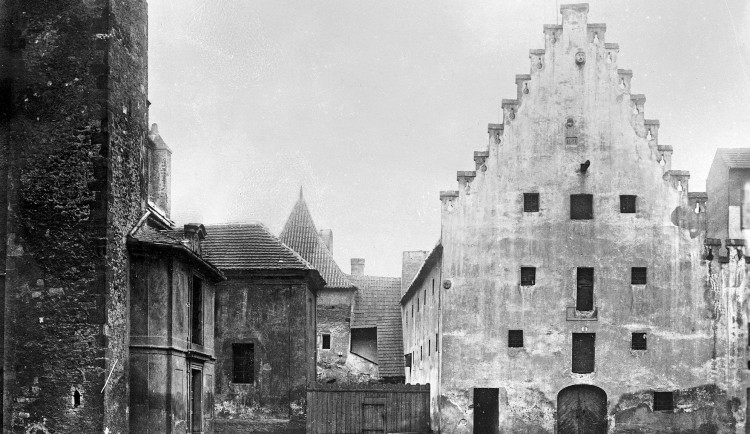 Piaristické náměstí za 1. republiky.