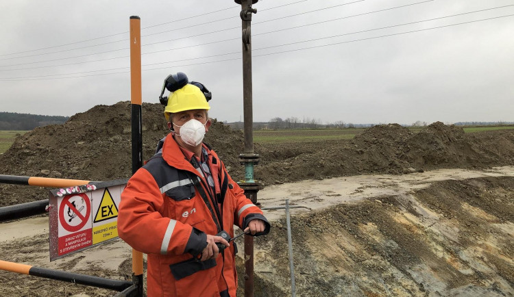 Z Plané do Soběslavi vede nový plynovod. Vznikal unikátní metodou pluhování.