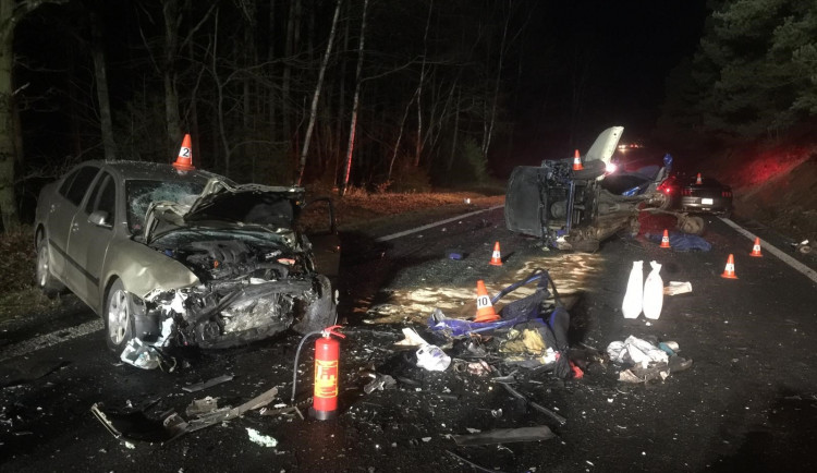 Pětatřicetiletá žena způsobila tři nehody. Poslední střet nepřežila