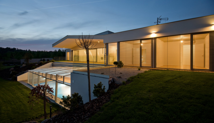 Od myšlenky k patentu… Lišovská společnost SM produkt nabízí termoizolační boxy pro žaluzie a rolety