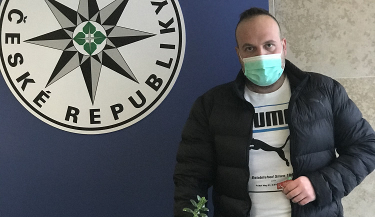 Dva roky se nic nedělo. Pak mi jednoho rána zazvonil telefon, popisuje muž, který daroval kostní dřeň