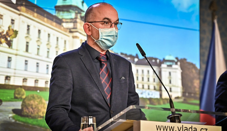 Od neděle bude platit pátý stupeň covidového systému PES