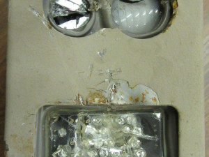 Turisté se na Šumavě baví ničením fotopastí, ze zábavy po nich hází kameny