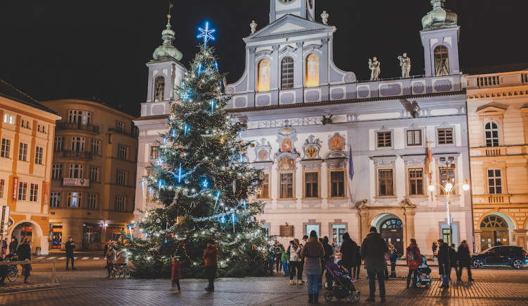 Vánoční strom nechá město odstrojit v příštím týdnu