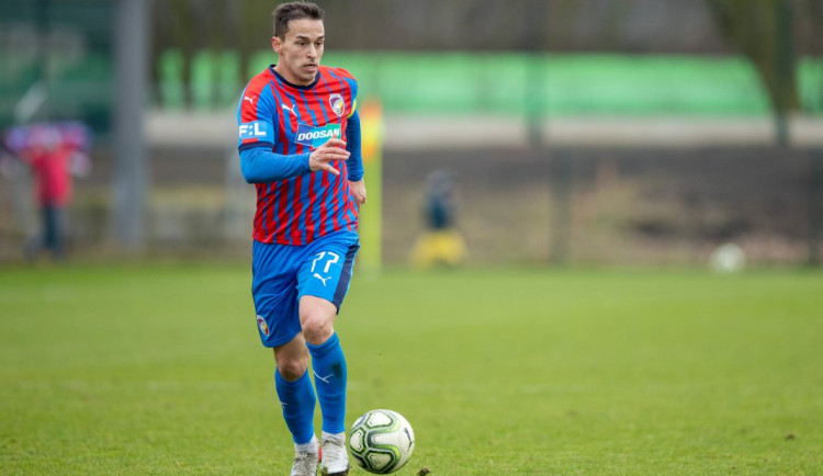 Dynamo posílí chorvatský záložník Marko Alvir. Před lety sbíral zkušenosti v rezervě Atlética Madrid.