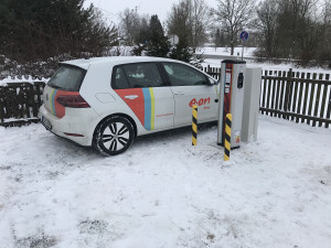 Dvě nové dobíjecí stanice na elektromobily najdou lidé na Lipensku