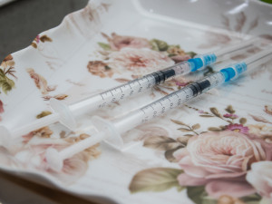 Budějcké očkovací centrum zahájilo provoz. Od čtvrtka pojede naplno