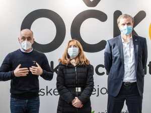 Budějcké očkovací centrum zahájilo provoz. Od čtvrtka pojede naplno