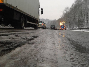 Meteorologové vydali výstrahu před náledím. Platí pro celý Jihočeský kraj