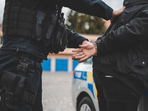 Šedesátiletý cizinec kradl po celé republice. Dopadli ho jihočeští kriminalisté