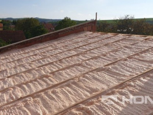 Stříkaná pěna je moderní řešení zateplení, říká jednatel firmy CZ pěna Martin Hrubý