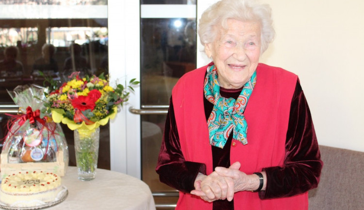 Blažena Strachotová oslaví 104 narozeniny. Ráda vaří a sleduje televizi